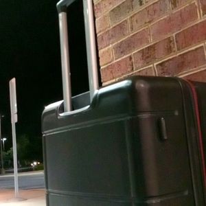 Solis suitcase 30 inch check in luggage